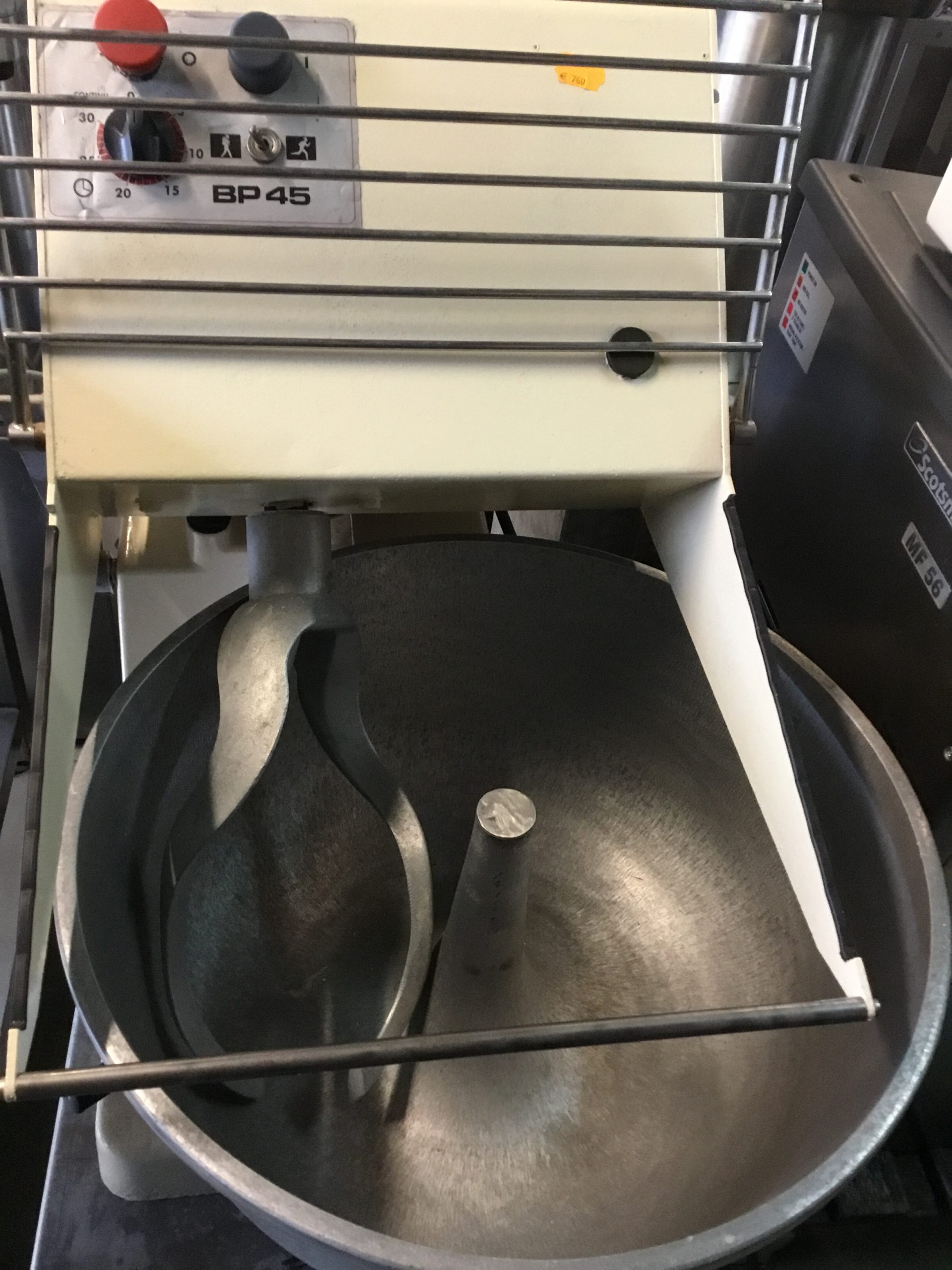 Pétrin Axe Oblique Dito Sama – Image 2